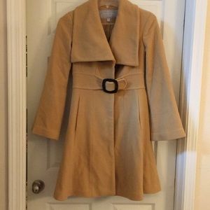 Jessica Simpson coat